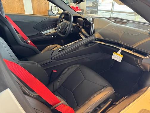 2026 Chevrolet Corvette Stingray w/1LT