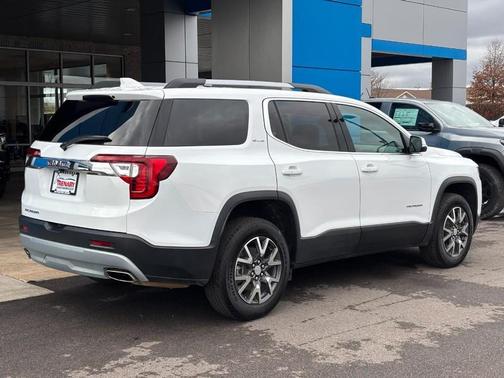 2023 GMC Acadia FWD SLE