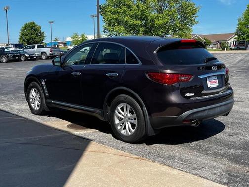 2015 INFINITI QX70 Base