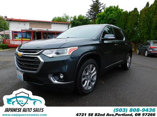 Graphite Metallic 2018 Chevrolet Traverse Premier