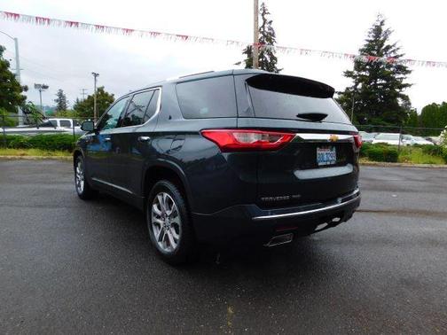Graphite Metallic 2018 Chevrolet Traverse Premier