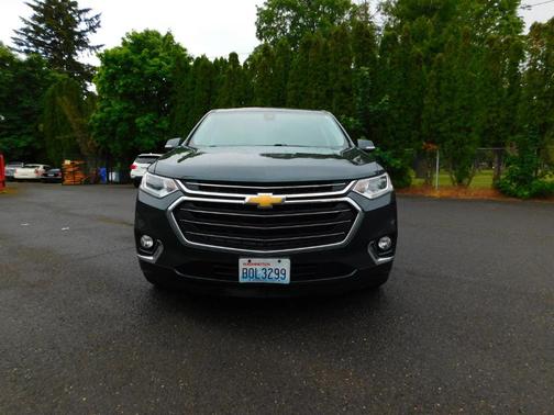 Graphite Metallic 2018 Chevrolet Traverse Premier