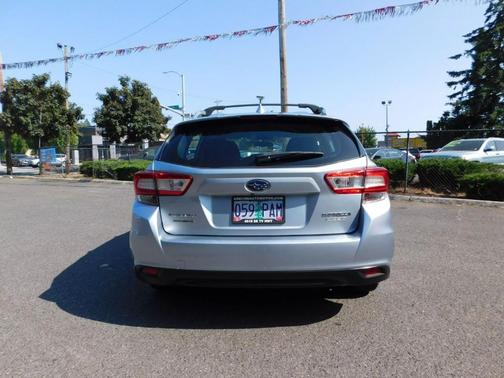 2017 Subaru Impreza 2.0i Premium