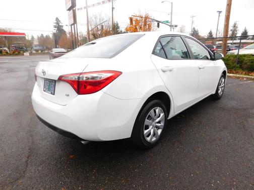 2016 Toyota Corolla LE