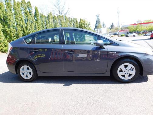 2011 Toyota Prius I