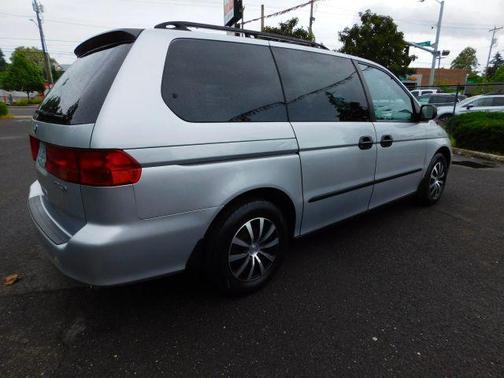 Starlight Silver Metallic 2001 Honda Odyssey LX