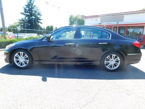 Black Noir Pearl 2012 Hyundai Genesis 3.8