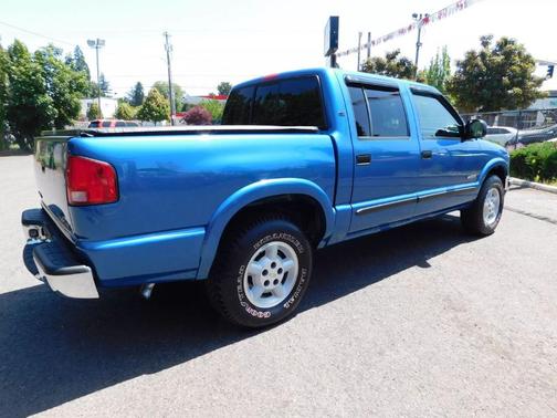 2001 Chevrolet S-10 LS