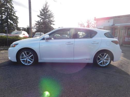 2014 Lexus CT 200h Base