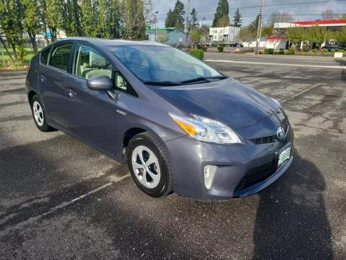 2013 Toyota Prius Three