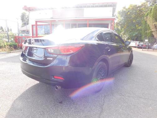 Jet Black 2016 Mazda Mazda6 i Sport