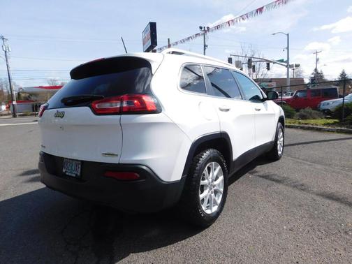 2017 Jeep Cherokee Latitude
