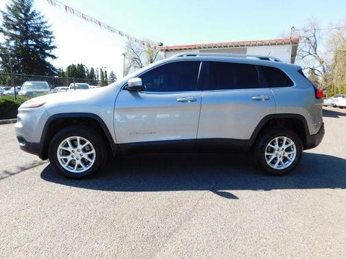Billet Silver Metallic Clearcoat 2014 Jeep Cherokee Latitude