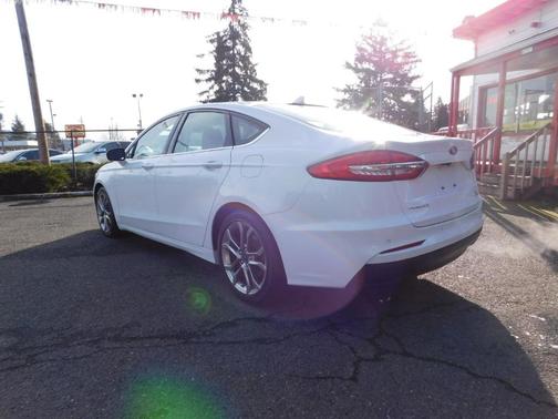 2020 Ford Fusion SEL