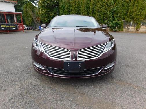 2013 Lincoln MKZ Base