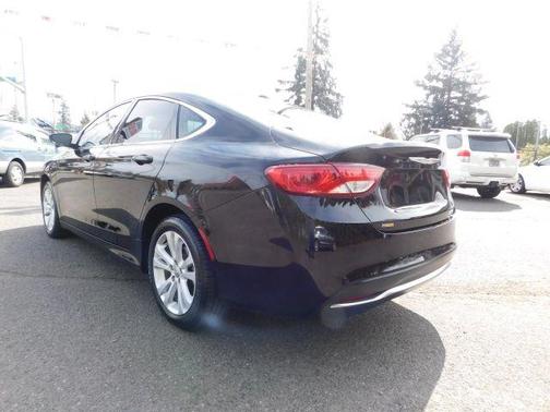 Black Clearcoat 2016 Chrysler 200 Limited