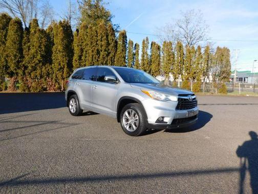 2015 Toyota Highlander LE Plus