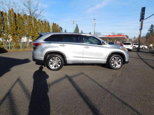 2015 Toyota Highlander LE Plus