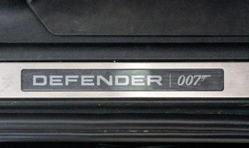 2022 Land Rover Defender V8