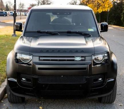 2022 Land Rover Defender V8