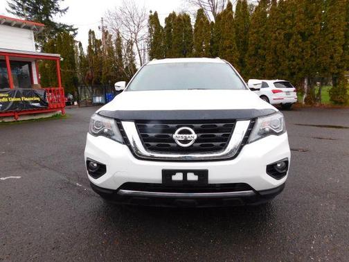 2019 Nissan Pathfinder SL