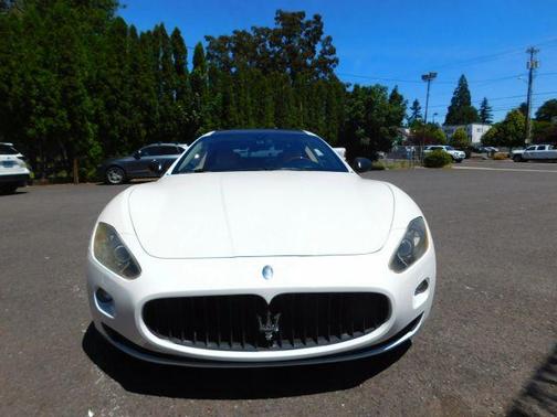 Bianco Fuji 2011 Maserati GranTurismo S