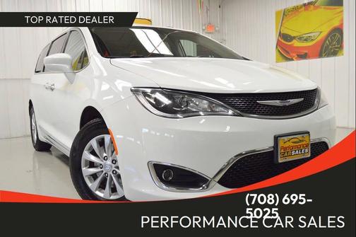 Granite Crystal Metallic Clearcoat 2019 Chrysler Pacifica Touring L
