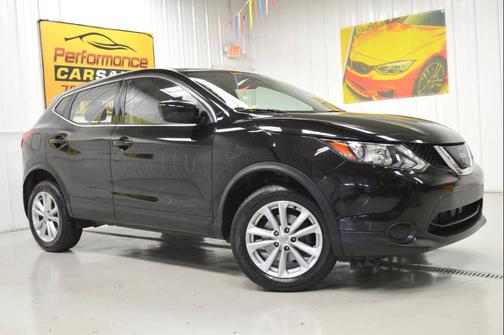 Magnetic Black 2018 Nissan Rogue Sport S