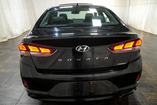 2018 Hyundai SONATA Limited