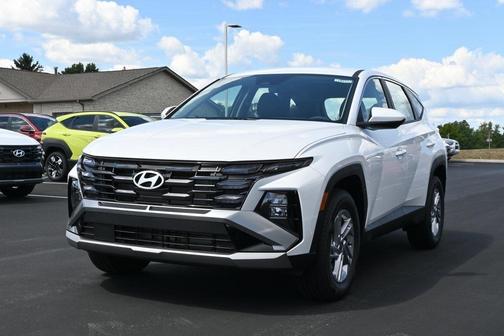 2025 Hyundai TUCSON SE