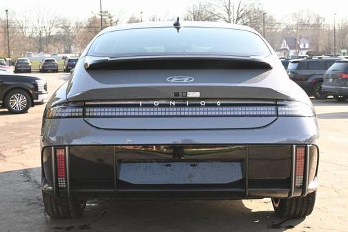 2025 Hyundai IONIQ 6 SEL