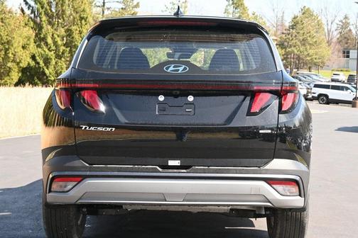 2025 Hyundai TUCSON SE
