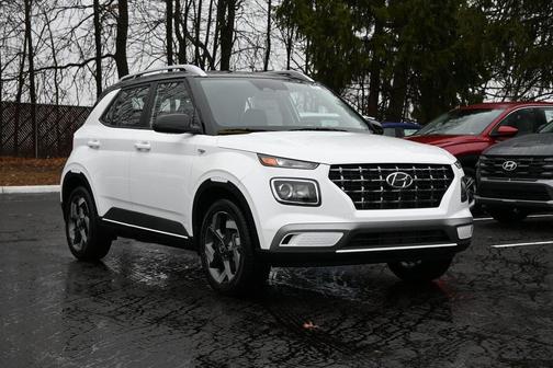 2026 Hyundai VENUE SEL