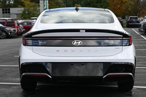 2026 Hyundai SONATA Hybrid SEL