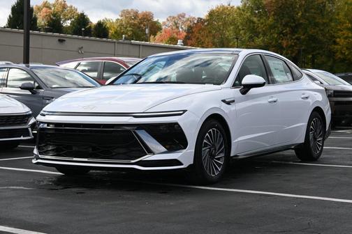 2026 Hyundai SONATA Hybrid SEL