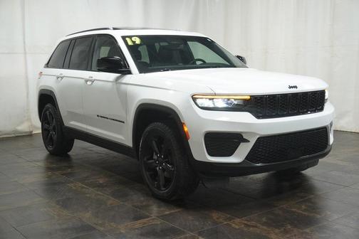2019 Jeep Grand Cherokee Laredo