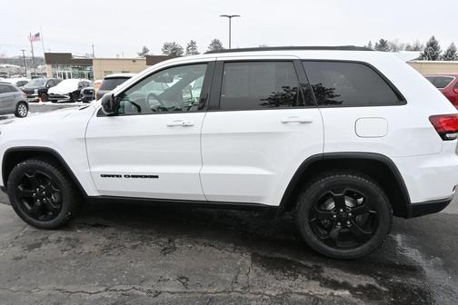 2019 Jeep Grand Cherokee Laredo