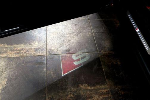 Graphite Metallic 2021 Chevrolet Traverse Premier