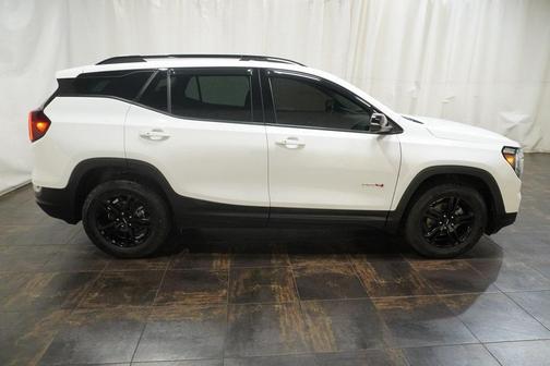 2022 GMC Terrain AT4