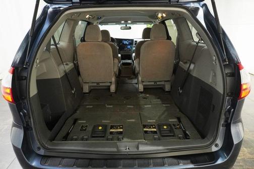 2015 Toyota Sienna LE