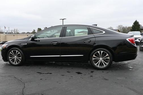 2017 Buick LaCrosse Essence