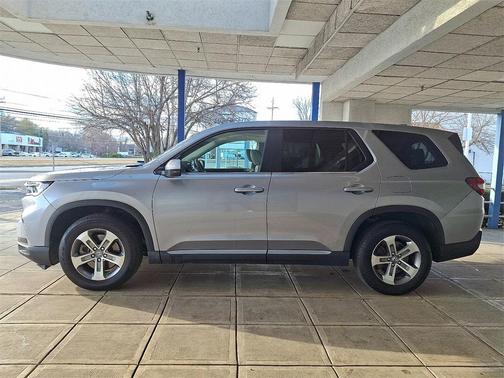 2023 Honda Pilot EX-L 8-Passenger