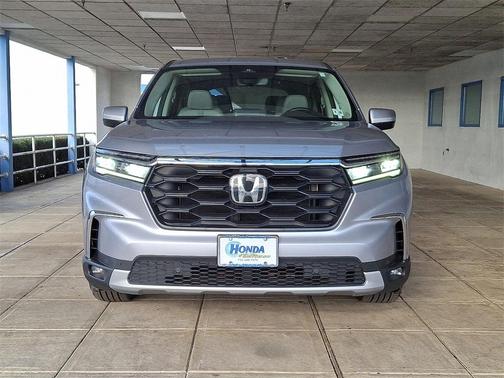 2023 Honda Pilot EX-L 8-Passenger