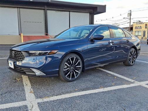 2025 Honda Accord Hybrid Touring