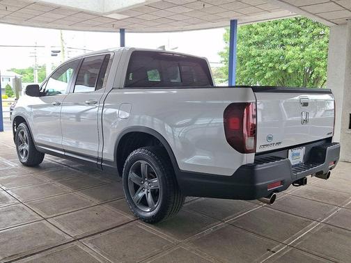 Platinum White Pearl 2023 Honda Ridgeline RTL