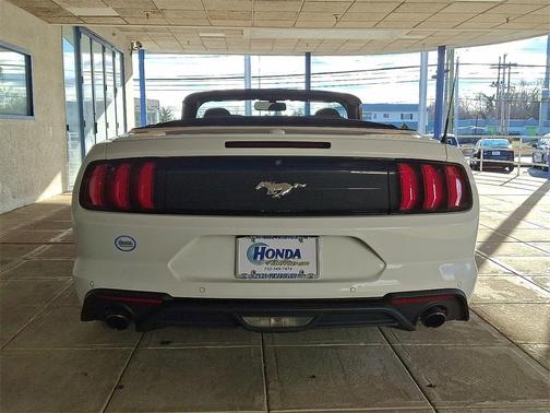 2020 Ford Mustang EcoBoost