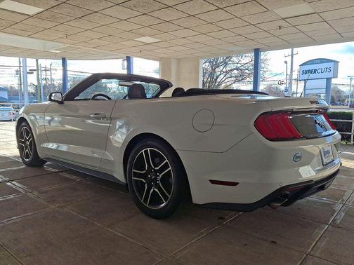 2020 Ford Mustang EcoBoost