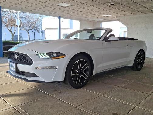 2020 Ford Mustang EcoBoost