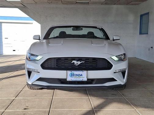 2020 Ford Mustang EcoBoost