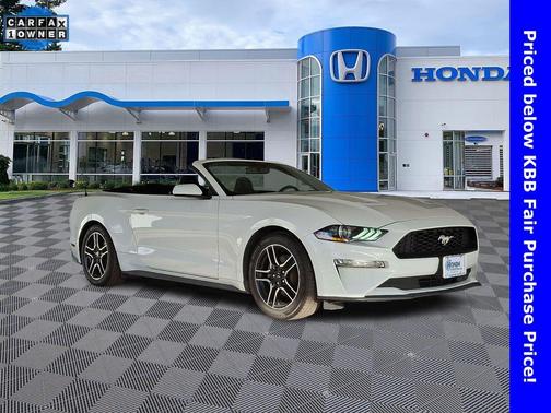 2020 Ford Mustang EcoBoost